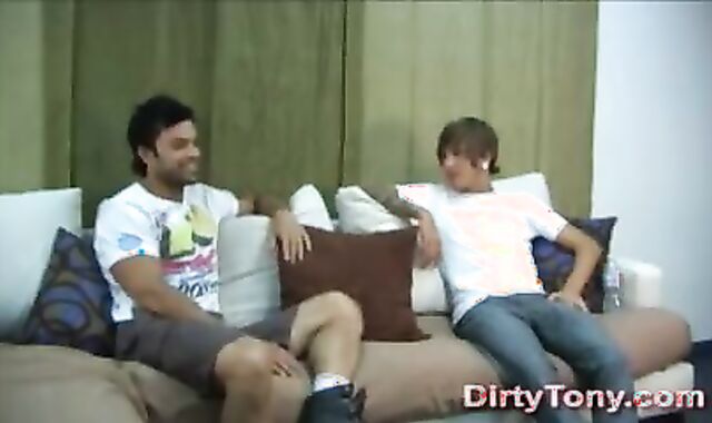 Tucker tears up Rogan