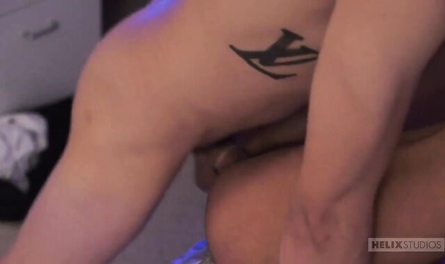 twink plumbed Rock-hard