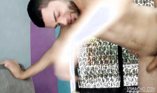 Iomacho: Muddy Tyga next to Angelo caboose hookup