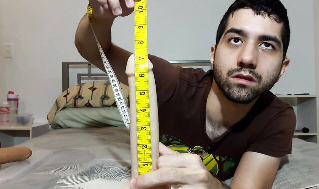 VixSkin poke-out faux-cock Review