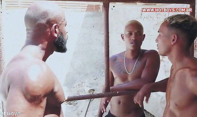 The Uncle Construction