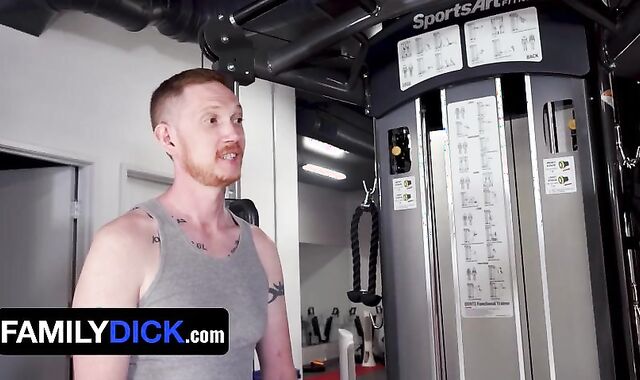 Homo Brody being plumbed by Eric