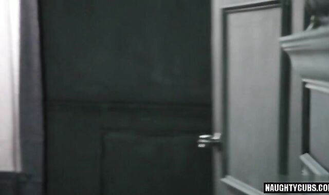 Follada Al Jefe Del Bar