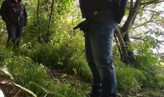 Cruising Wank and Blowjob with 2 guys