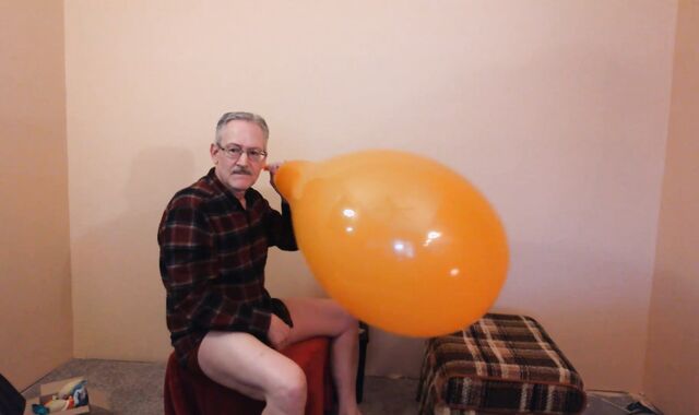 89) Re-Used TT24" Balloon Popped - Balloonbanger