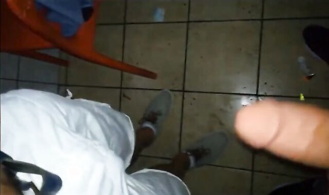 Grosse teub circoncise pour mon cul offert