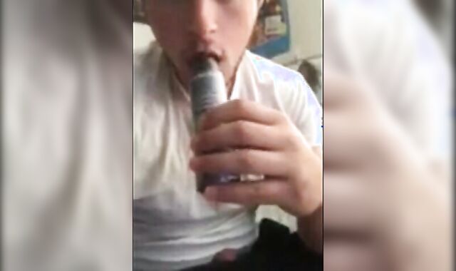 Straight lad wanting to suck cock