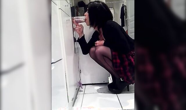 CD Butt Plug Sucking