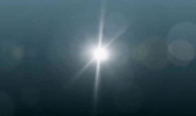 CUMSHOT VERY CLOSELY