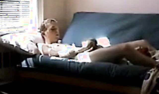 Twink's Private Solo Session: Amateur Handjob and Masturbation