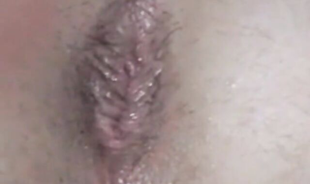 Twink's Shaved Hole Tongued by Amateur