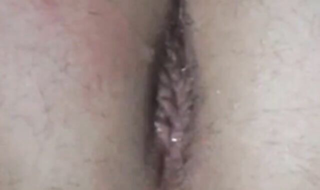 Twink's Shaved Hole Tongued by Amateur