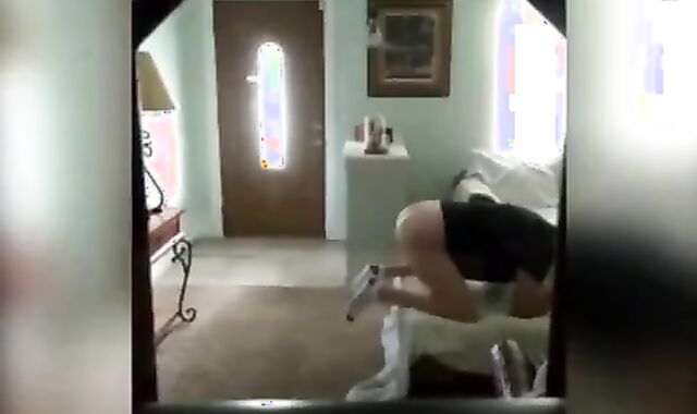 Anonymous Bareback Hookup with a Stranger