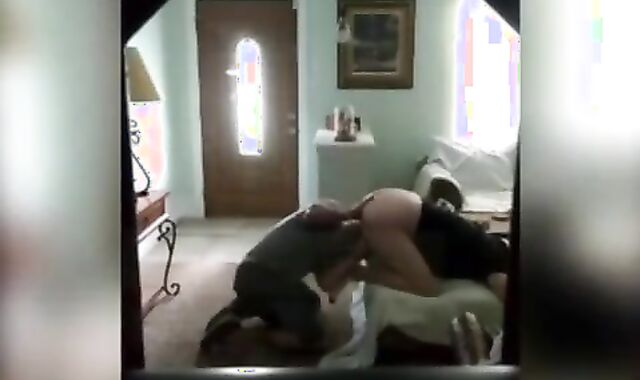 Anonymous Bareback Hookup with a Stranger