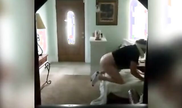 Anonymous Bareback Hookup with a Stranger