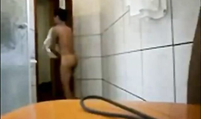 Hot Amateur Guy Masturbating