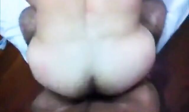 Latino Gay Amateur Fuck: Mexicano vs. Colombiano