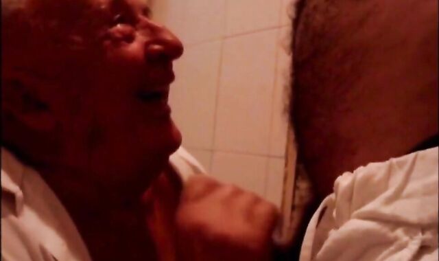 Daddy's Bathroom Blowjob Adventure