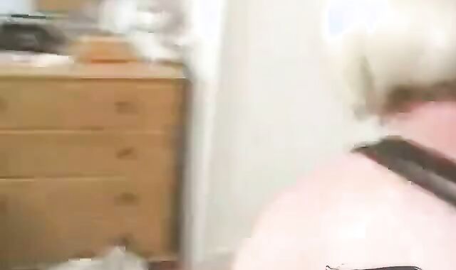 Amateur Crossdresser Blowjob