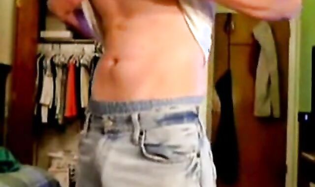 Big Cock Handjob by a Hot Amateur Man on Webcam