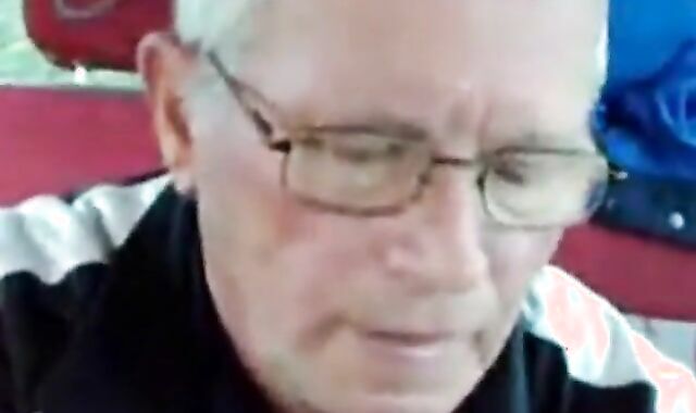 Daddy Blowjob in a Car