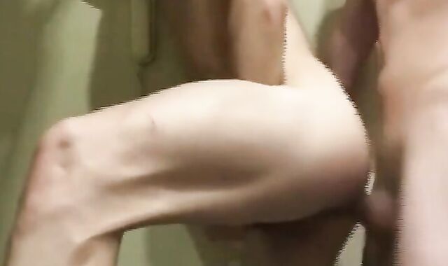 Twink Bareback Anal on Webcam 2