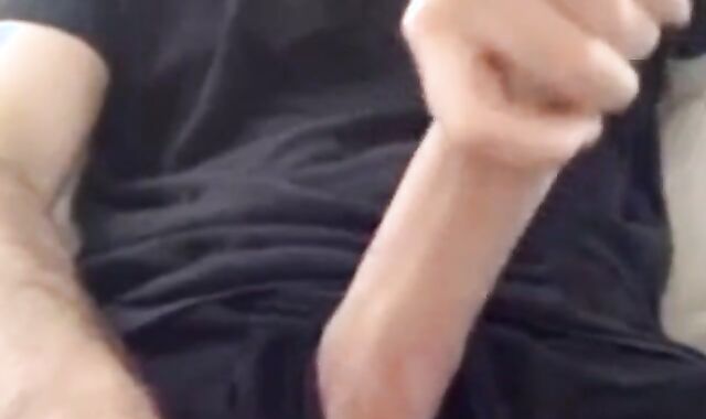 Muscular amateur strokes his big hard cock with a thick bellend