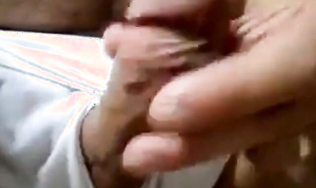 Fat Amateur Gets a Thick 5-Inch Boner