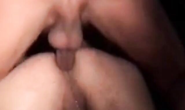 Heiße Bareback-Action mit einem Amateur-Hunk