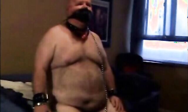 A Fat Daddy Slave is used for my pleasure in Toronto, Canada