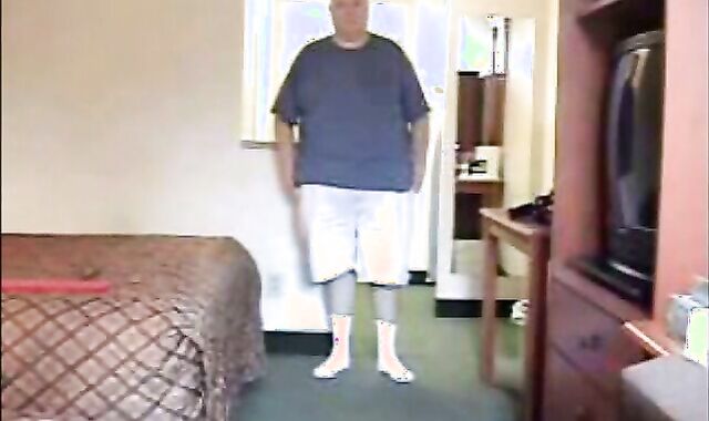 The Wife was not giving him what he needed so, fat daddy flew into Toronto, Canada