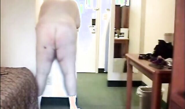 The Wife was not giving him what he needed so, fat daddy flew into Toronto, Canada