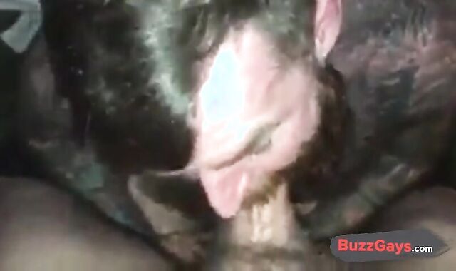 Tatted Daddy Shows Off His Amazing Blowjob Skills