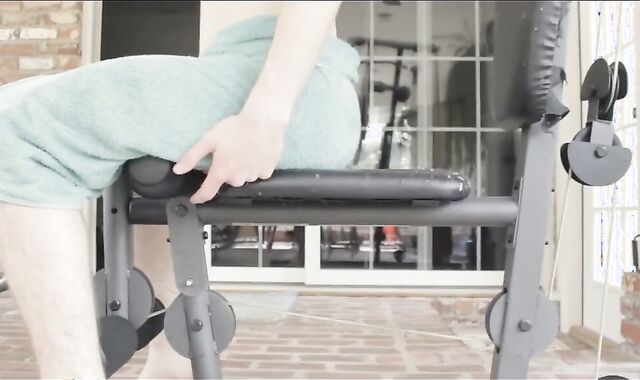 Exhibitionist Twinks Love Outdoor Handjobs on Webcam