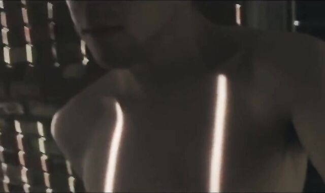 Exhibitionist Twinks Love Outdoor Handjobs on Webcam