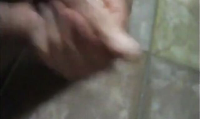 Jacking and Sucking Under the Stall