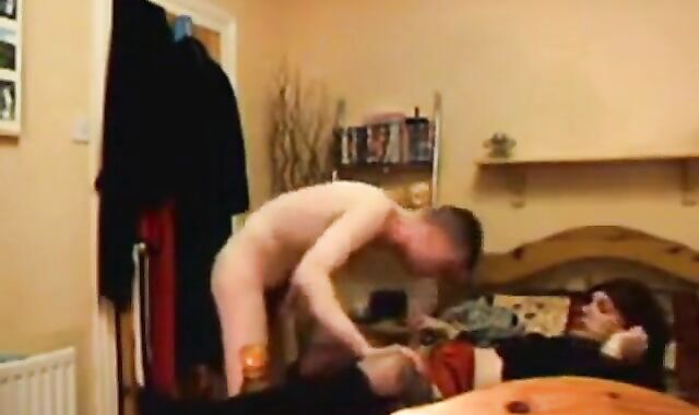 Amateur Crossdresser Nailed by White Dude