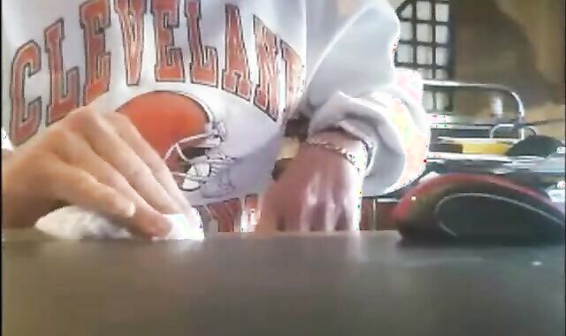 Bearded Grandpa Shoots His Load - Amateur Daddy Solo