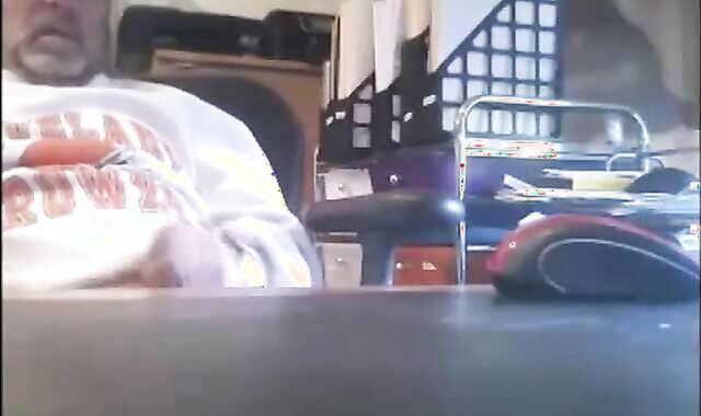 Bearded Grandpa Shoots His Load - Amateur Daddy Solo