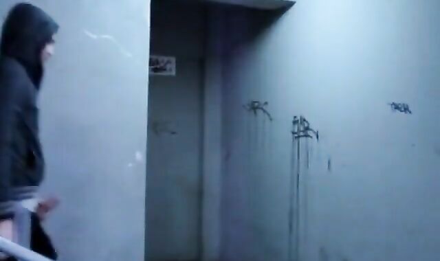 Surprise Outdoor Blowjob