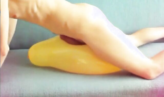 Twink Humps Yellow Balloon to Cum