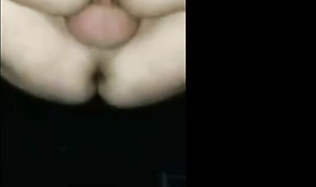 Bareback Sex Outdoors with Amateurs