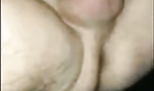 Bareback Sex Outdoors with Amateurs