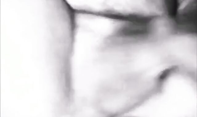 Older Daddy Barebacks Me