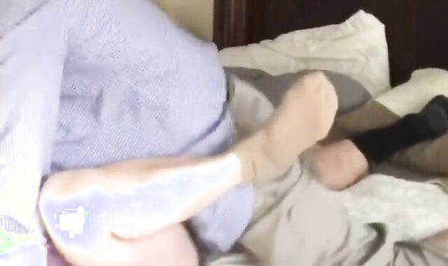 Bareback with My Married Older Boss While His Girl is Away