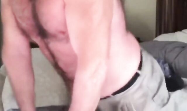 Bareback with My Married Older Boss While His Girl is Away