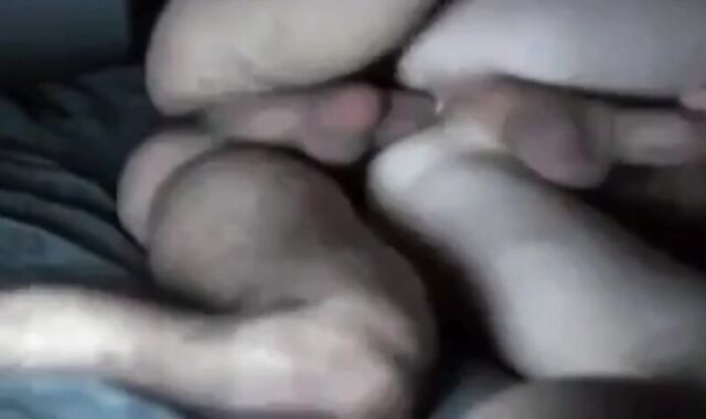 Bareback Amateur Takes on Big Cock in Bochum