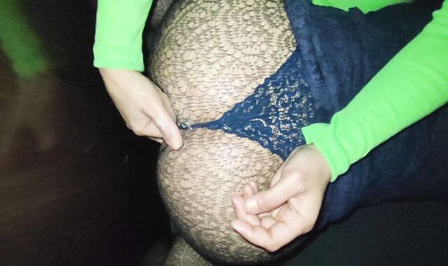 crossdresser big ass sarah mars  fucked by big black dildo