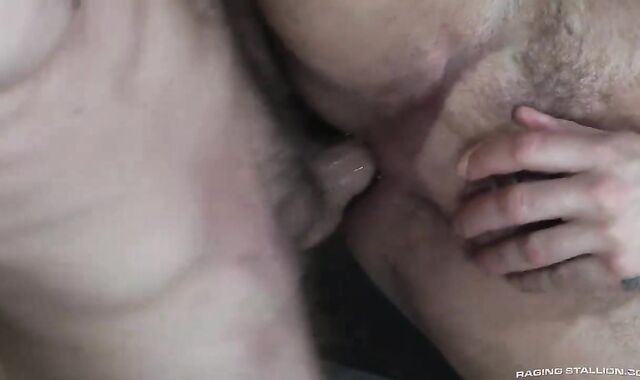 wet force - Kurtis Wolfe & Eddy Cee Tee Flip-shag