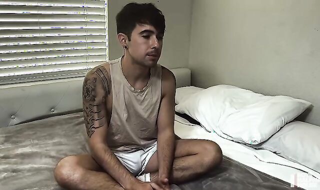 Hairy having fun with ample prick daddy